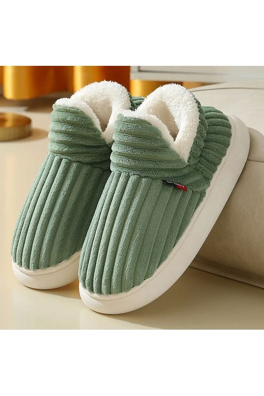Comfortable and warm sneakers