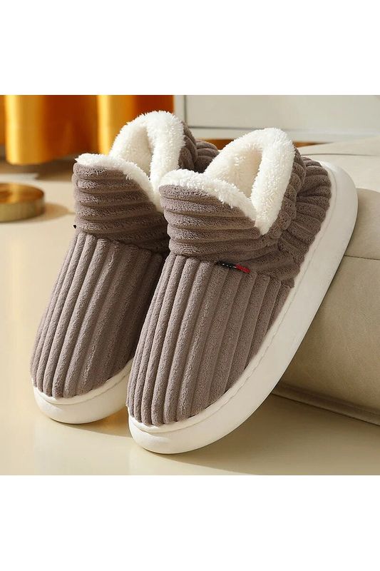 Comfortable and warm sneakers